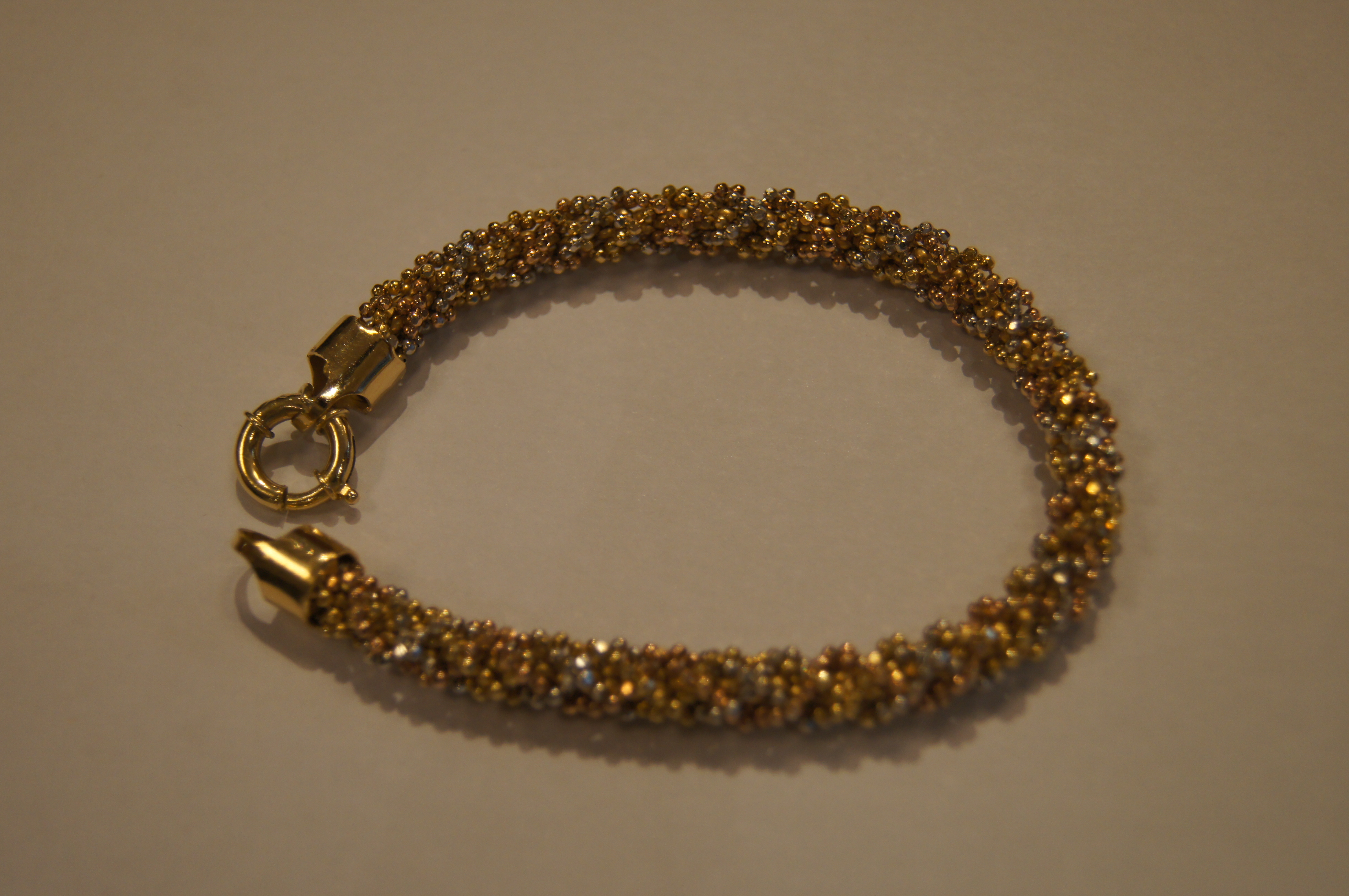 Armband fantasimodell